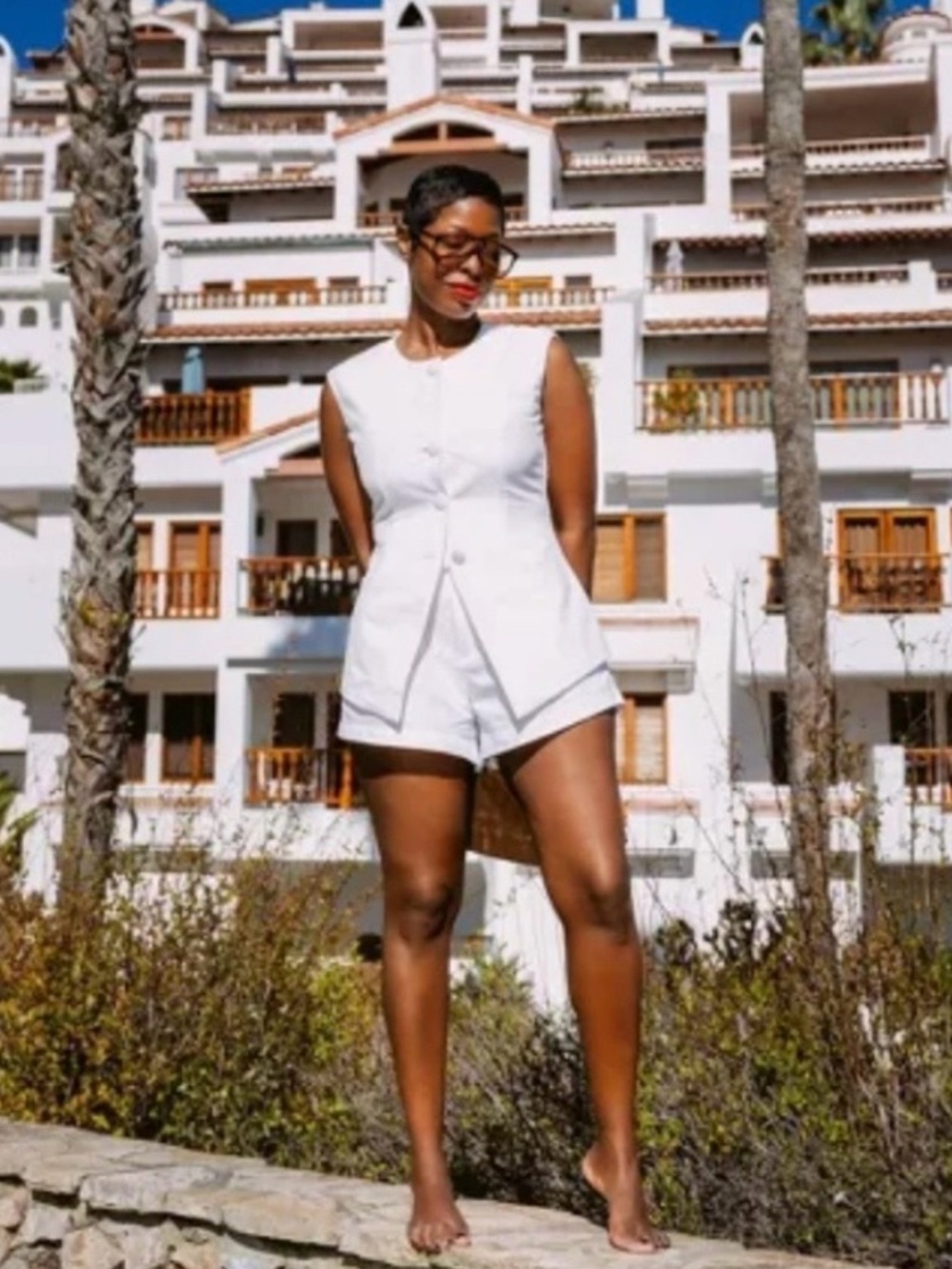 Future Collective Top by Jenee Naylor.Pre-Owned Condition- Very Good. Size 12